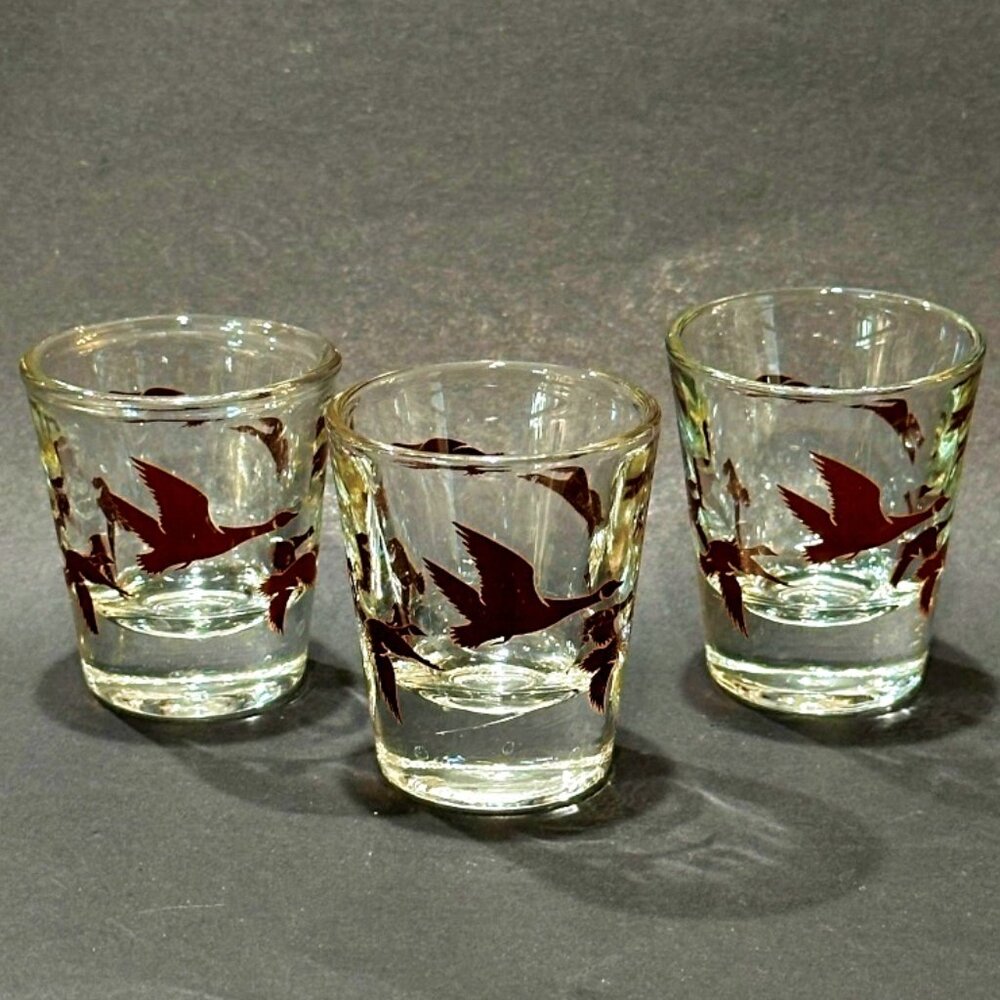 3 Libbey Flying Geese Shot Glasses Whiskey Drink Barware Man Cave Vintage MCM